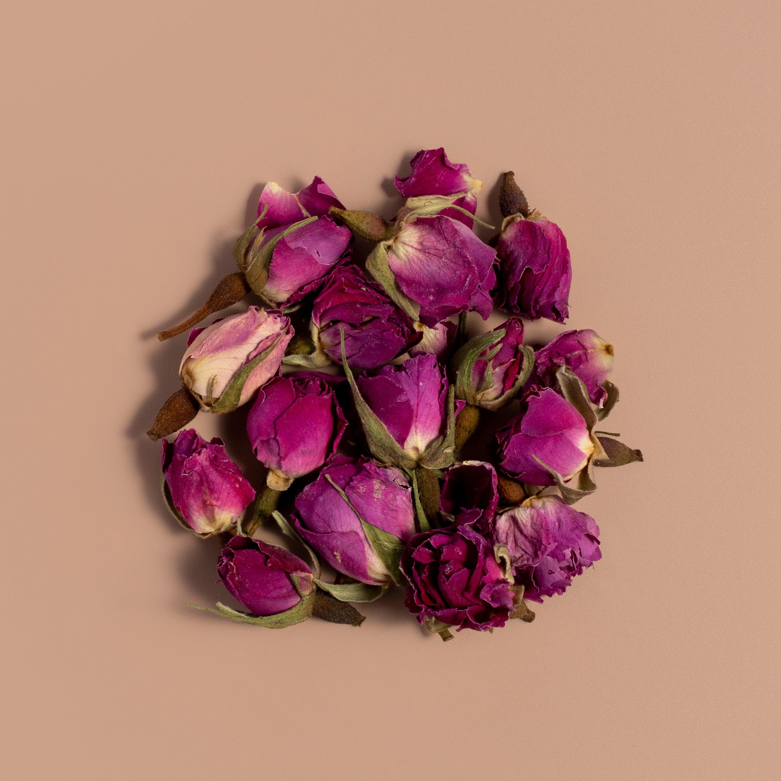 Dried rose buds and dried rose petals used in study